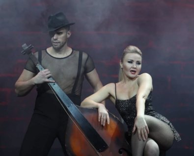 Две легенды! Два мюзикла! Два хита! Chicago и Mamma Mia!
