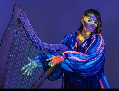 Арфа в темноте