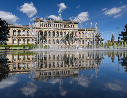 Творческая встреча с фотографом-художником Государственного Эрмитажа Юрием Молодковцом