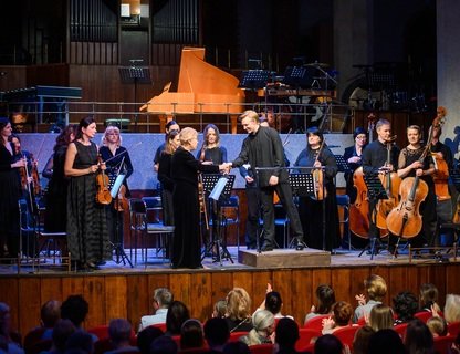 Звёзды классики: Александр Гиндин и Камерный оркестр под управлением Юрия Демидовича