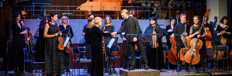 Звёзды классики: Александр Гиндин и Камерный оркестр под управлением Юрия Демидовича