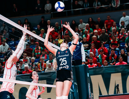 «Локомотив» — «Минчанка»