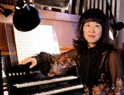 Орган поет о Рождестве