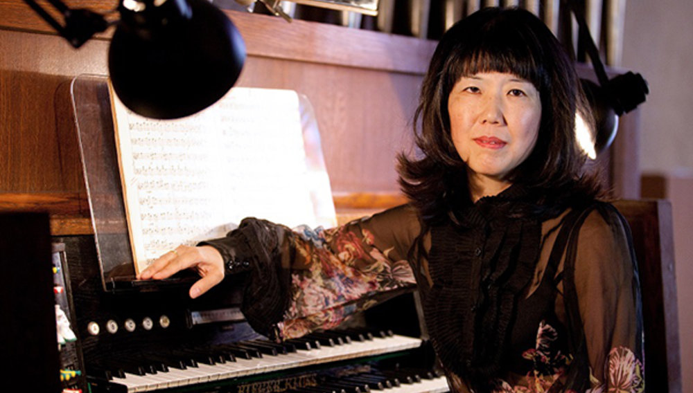 Орган поет о Рождестве