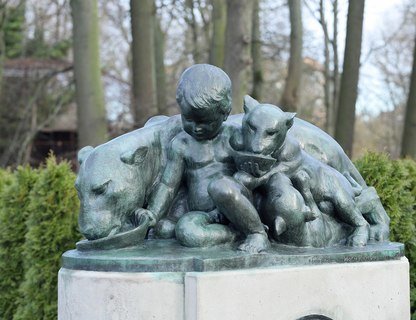 «Следы времени»