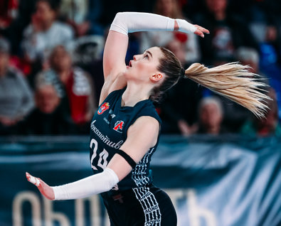 Локомотив — Протон 