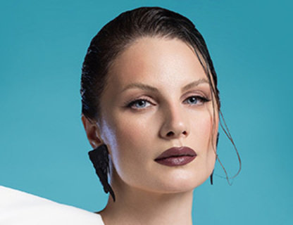 Ева Власова