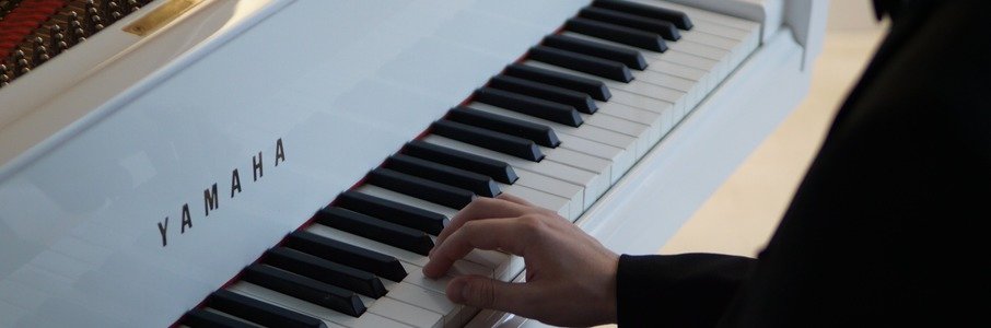 Джаз клуб NZ при свечах. Джаз. Вокал. Танцпол.