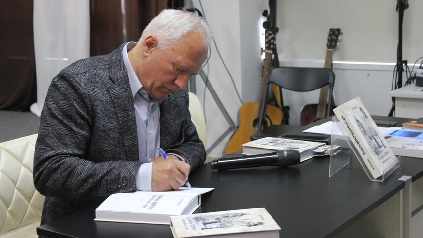 «Исповедь ворона Королевской горы»: калининградец написал роман о любви и самых страшных годах в истории Кёнигсберга - Новости Калининграда | Фото предоставлено автором