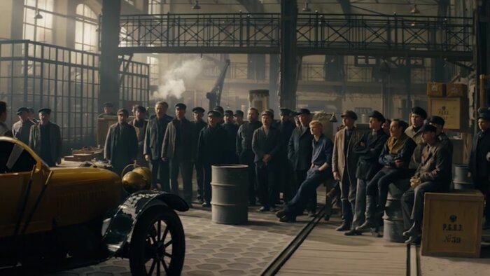 Кинг, Стругацкие и грохот моторов: 6 фильмов и сериалов октября, на которые стоит обратить внимание - Новости Калининграда | Кадр из фильма «Битва моторов»